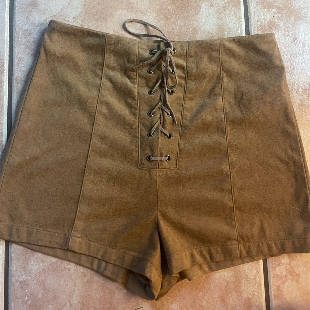 brown high waist shorts